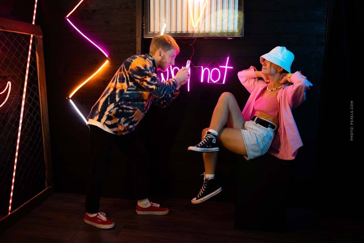 Instagram Algorithmus: Funktionsweise, Updates, Einflüsse & Tipps